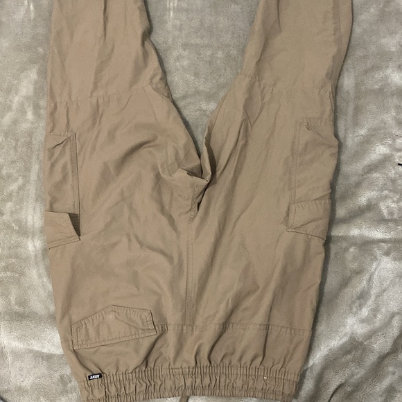 Nike cargo pants - Picture 2 of 2